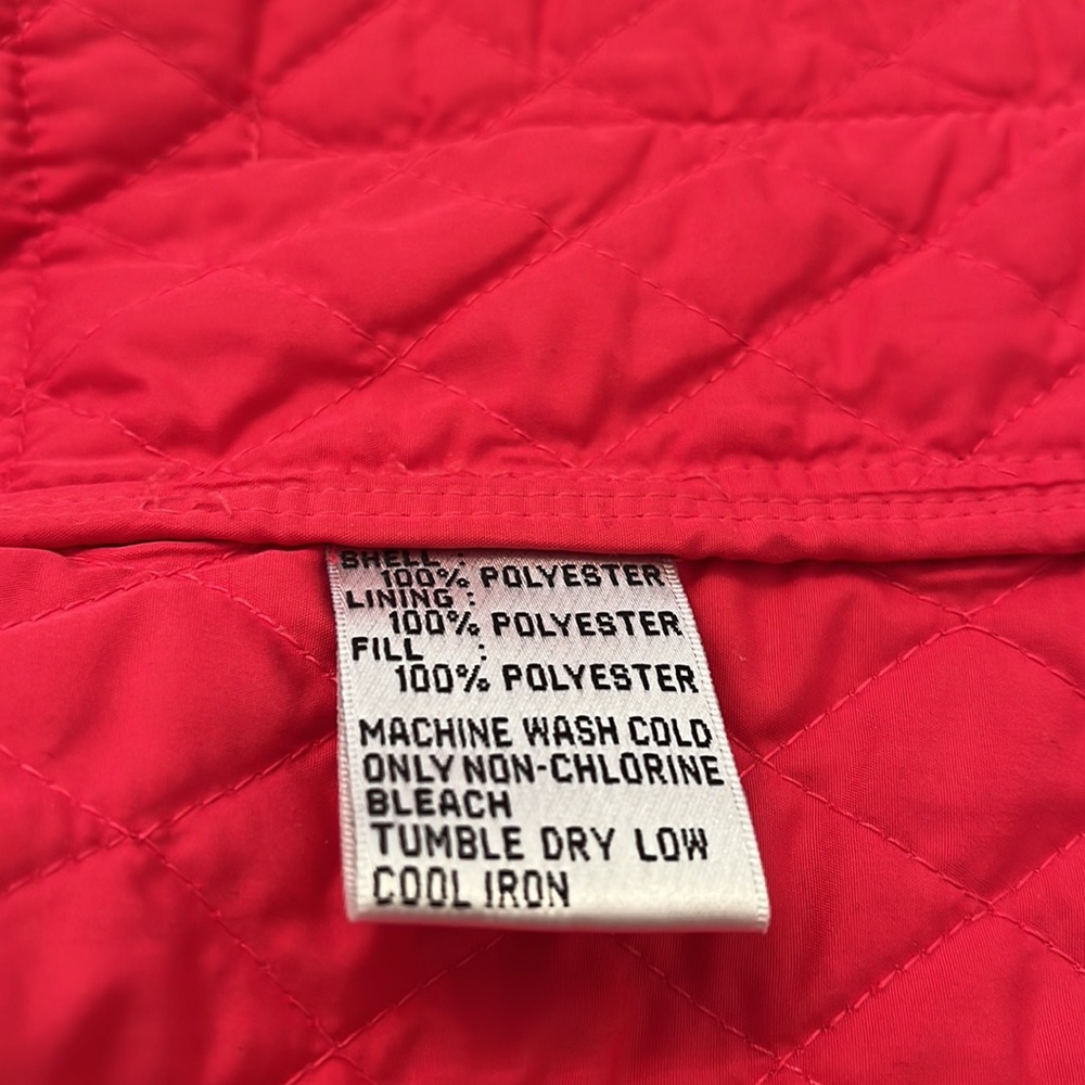 Women’s Quilted Vest Size PM - Picture 11 of 11